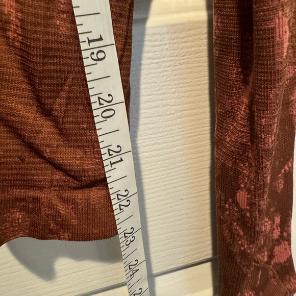 Lululemon Brown Pink Long Sleeve Swiftly Size 12 - Picture 2 of 9